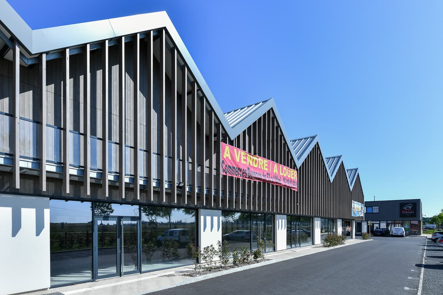 Adhika Market Fontenay-Le-Vicomte